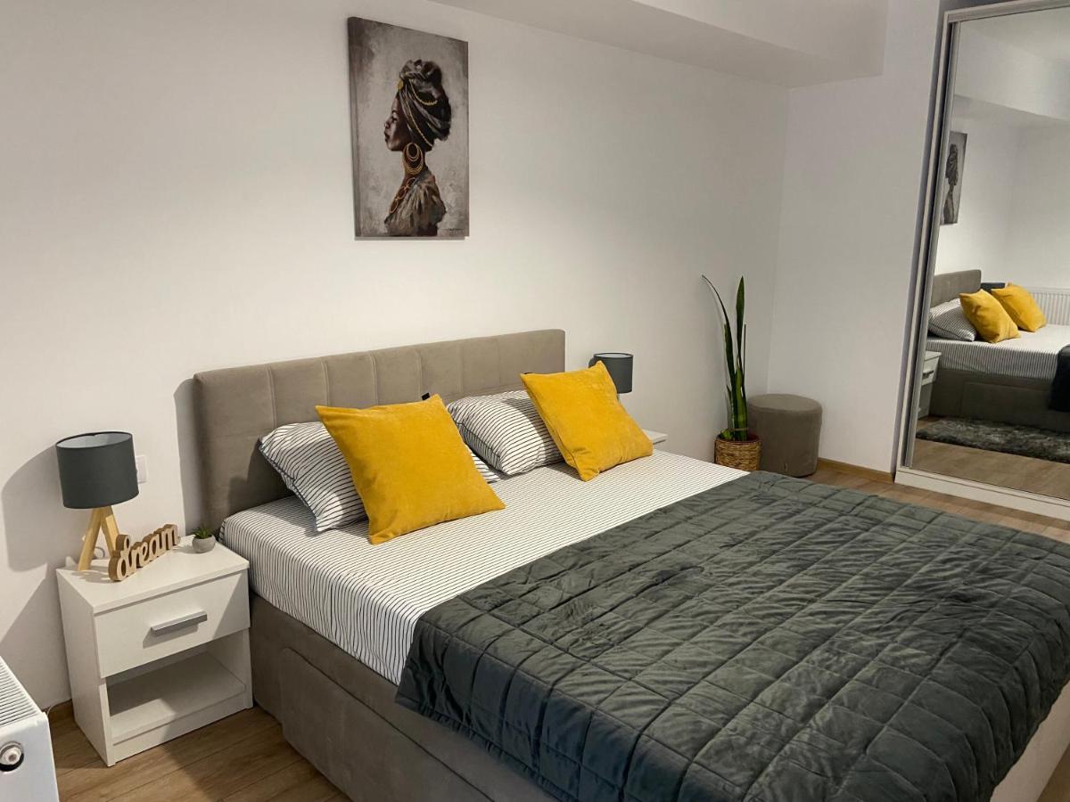 Mirage Sunset Mamaia Apartment Екстериор снимка